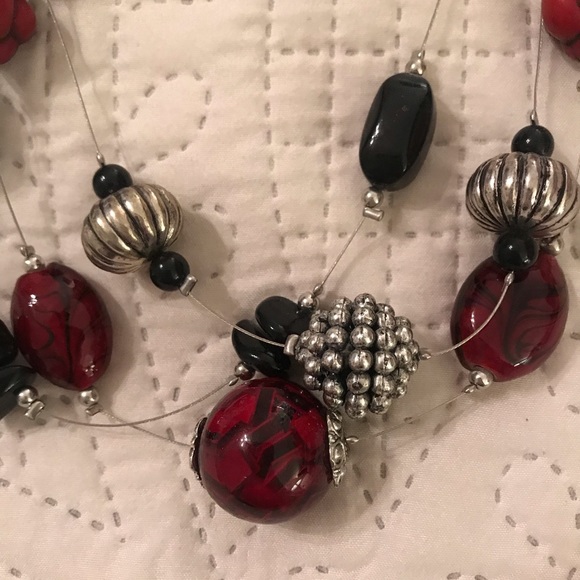 Chico’s necklace - Picture 2 of 4